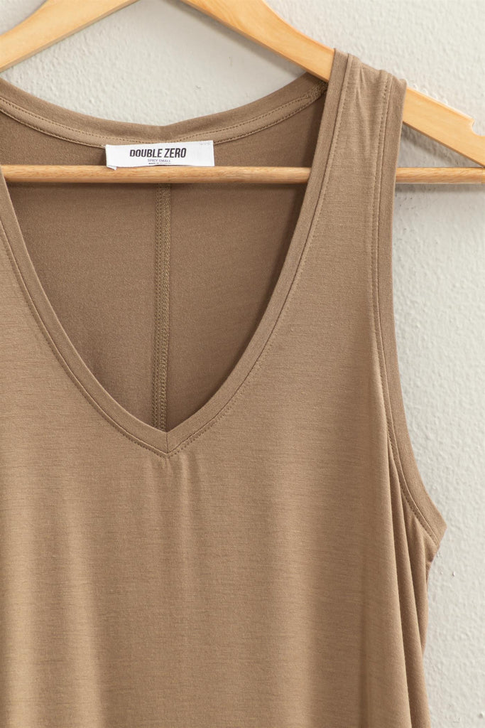 Harper Relaxed V-Neck Tank (mocha)